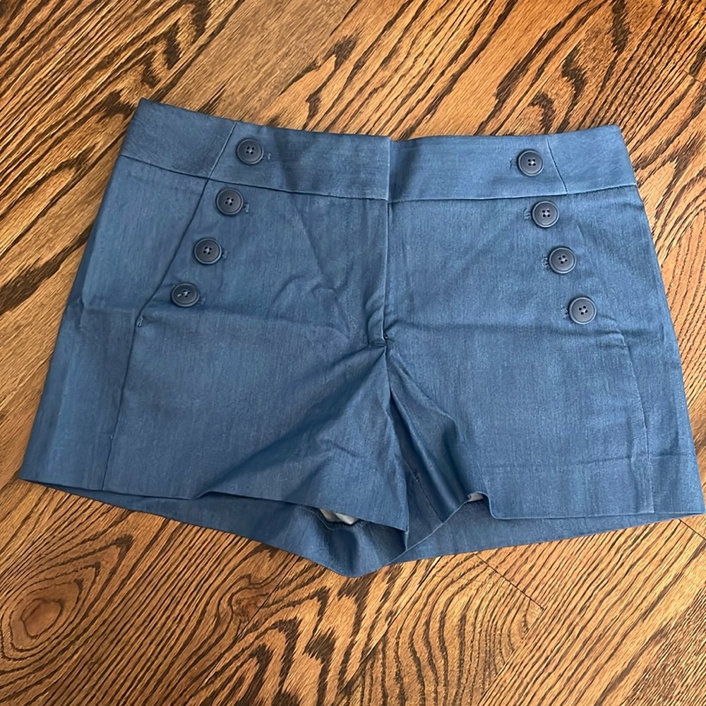 NWOT Loft Riviera Blue Button Pocket Detail Shorts Size 2